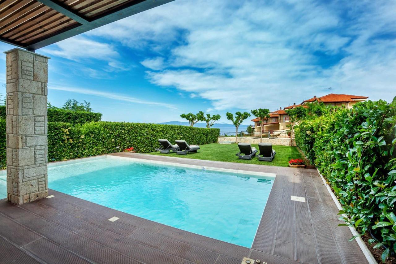 Sunny Villas Resort & Spa ฮานิโอติ ภายนอก รูปภาพ
