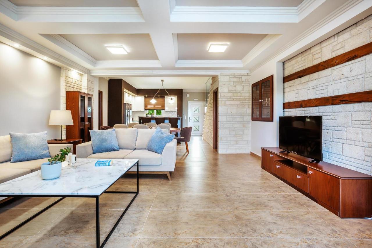 Sunny Villas Resort & Spa ฮานิโอติ ภายนอก รูปภาพ